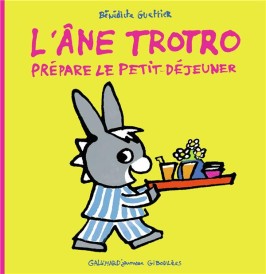 L'âne Trotro prépare le petit déjeuner